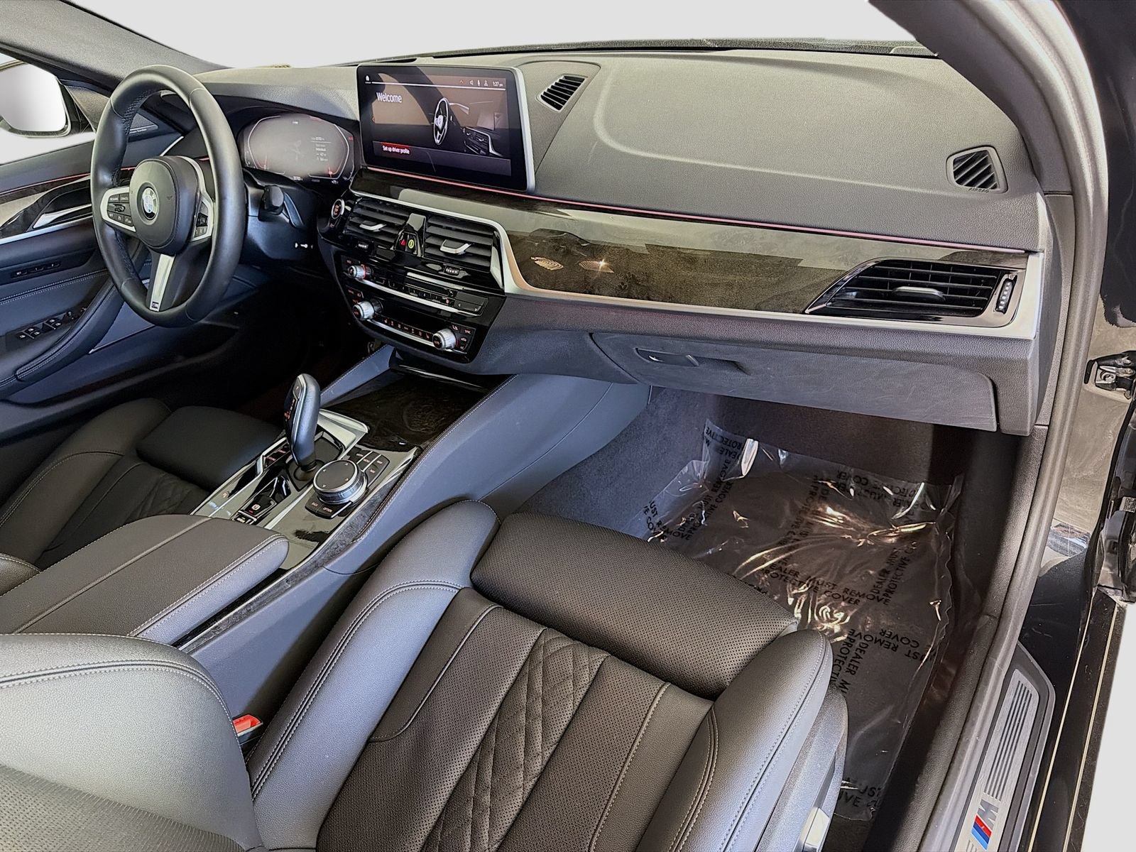 Certified 2023 BMW 530i w/ M Sport Package RWD image 31