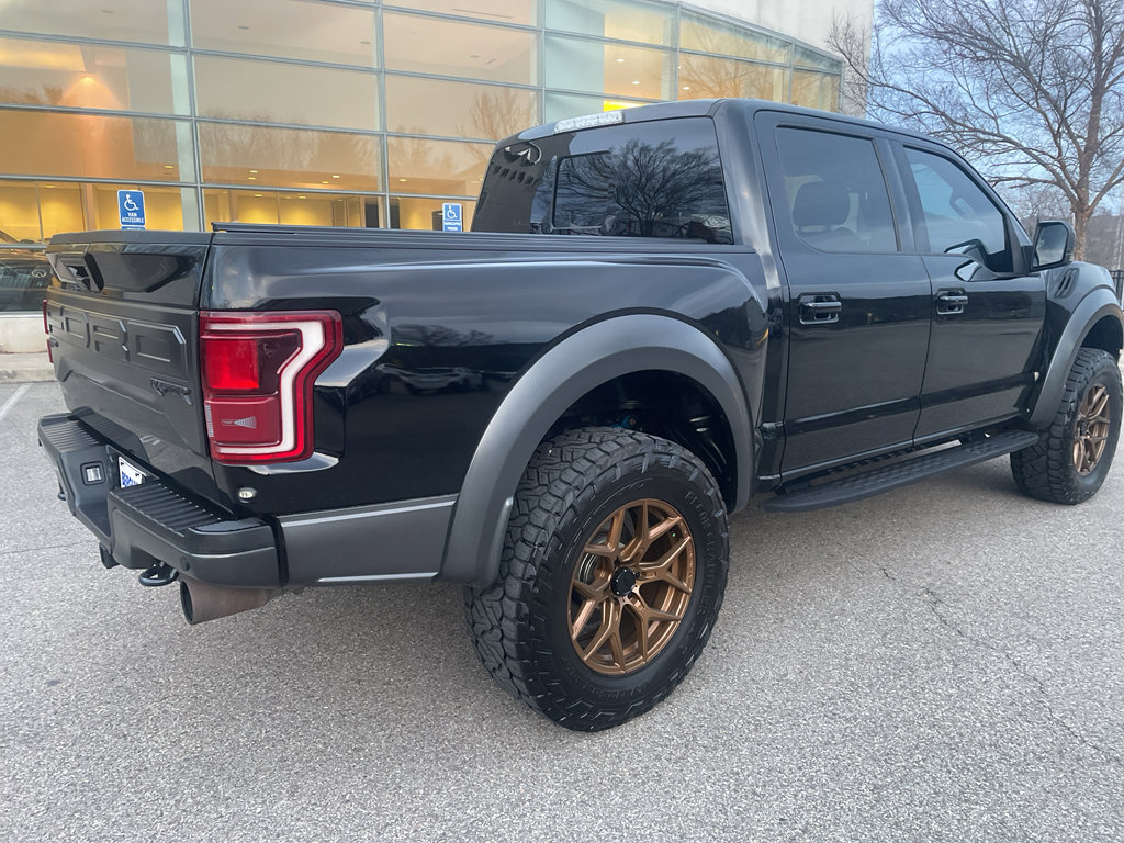 Used 2018 Ford F150 Raptor w/ Equipment Group 802A Luxury image 3