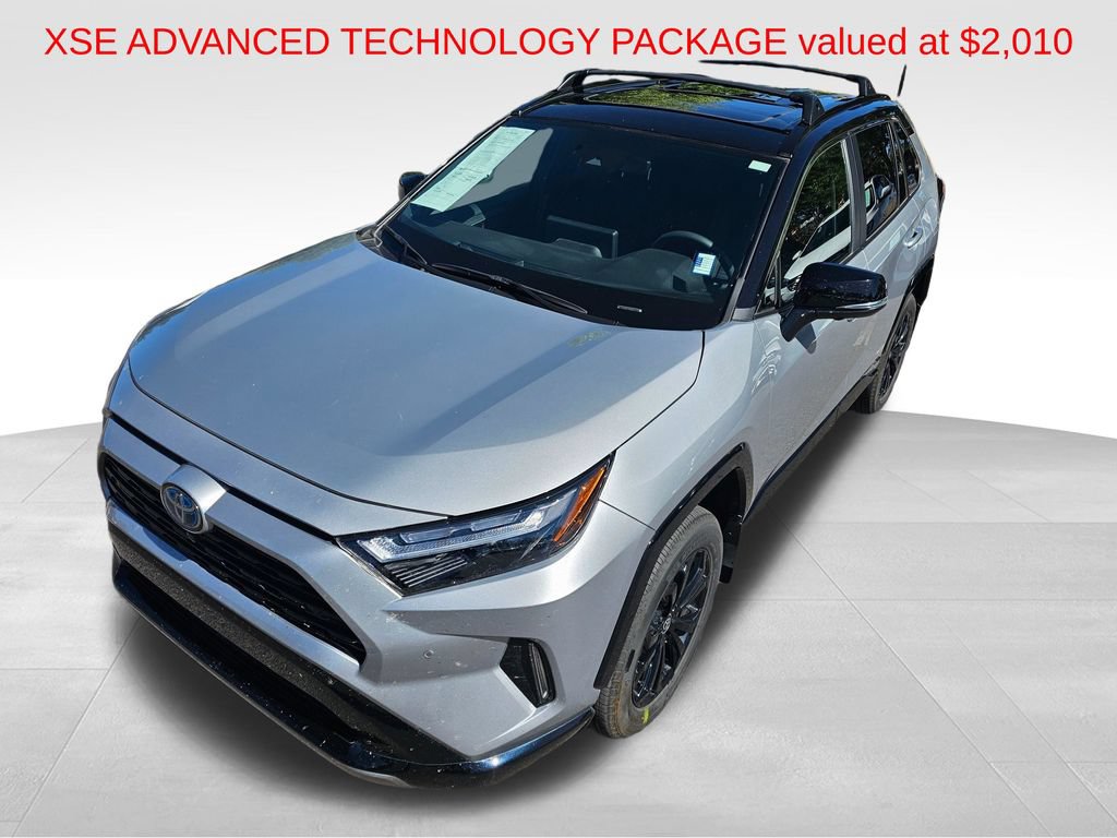 Used 2023 Toyota RAV4 XSE AWD/4WD image 6