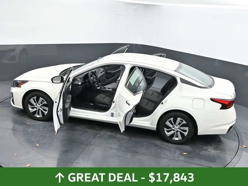 Used 2024 Nissan Altima 2.5 S FWD image 64