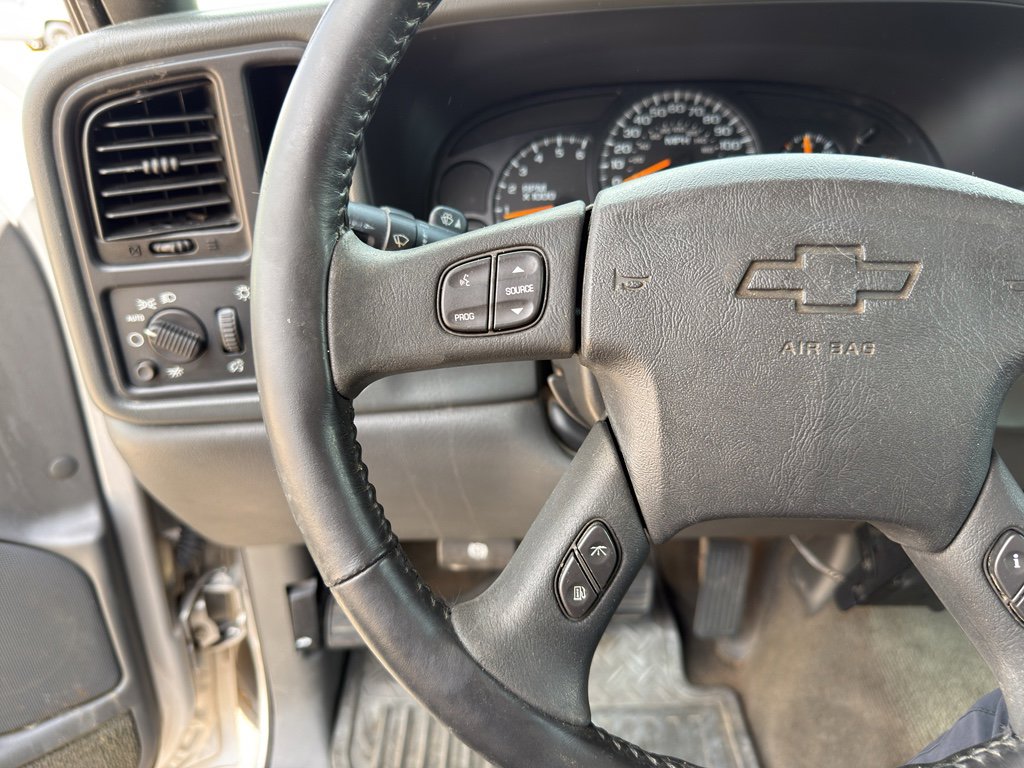 Used 2005 Chevrolet Silverado 1500 LS image 16