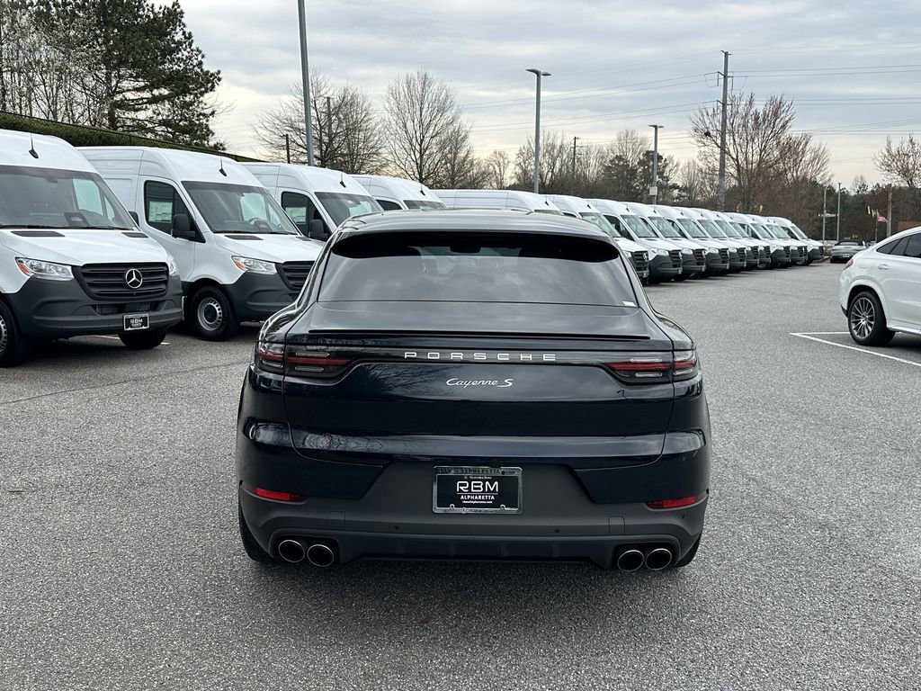 Used 2022 Porsche Cayenne S image 7