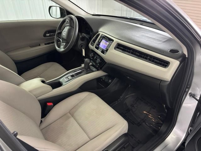 Used 2017 Honda HR-V LX image 25