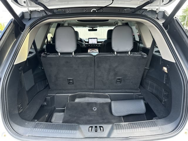 Certified 2024 Lincoln Aviator Reserve w/ Jet Package AWD/4WD image 44
