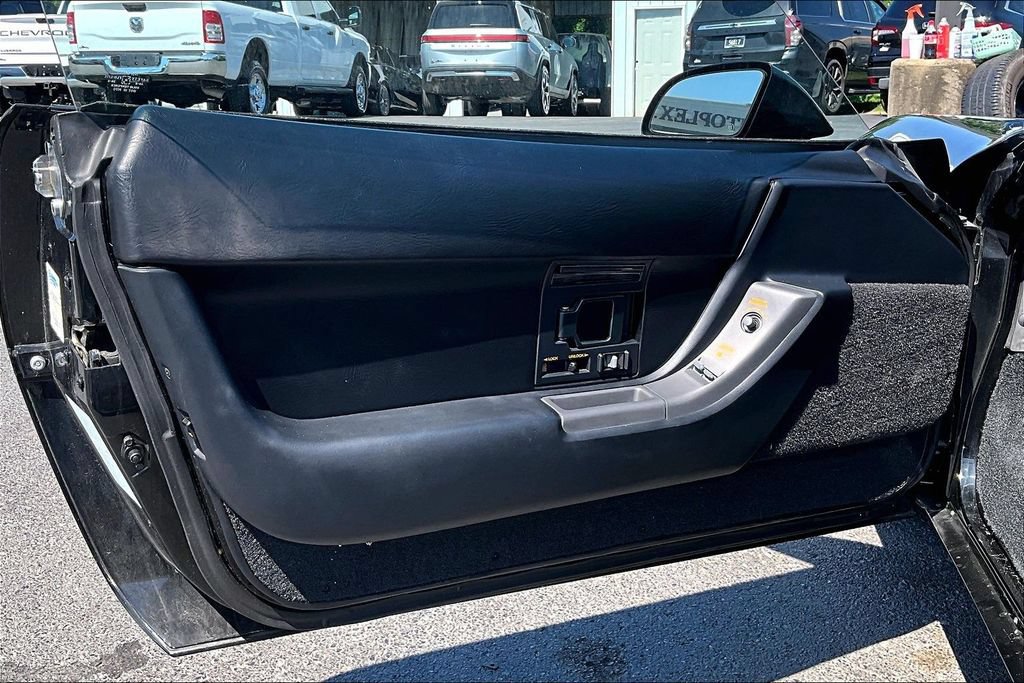 Used 1990 Chevrolet Corvette ZR-1 RWD image 21