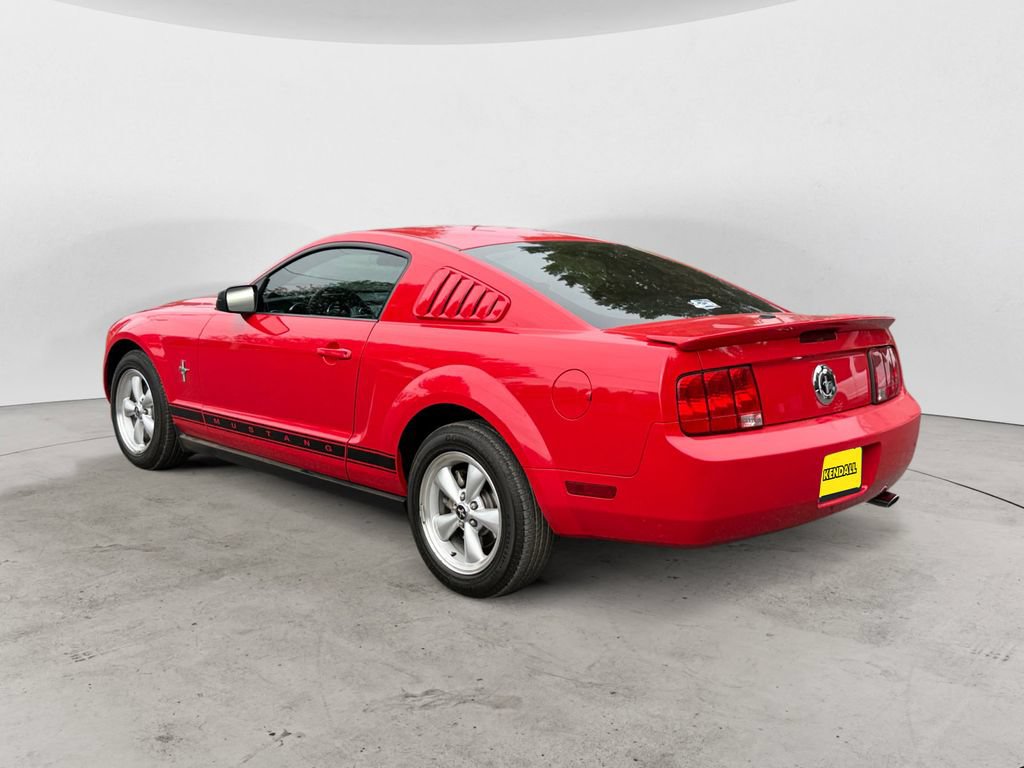 Used 2008 Ford Mustang Premium RWD image 7