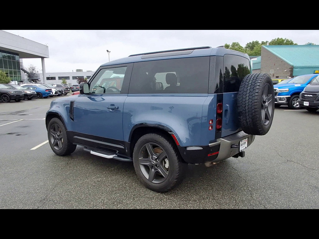 Used 2024 Land Rover Defender 90 X-Dynamic SE AWD/4WD image 6