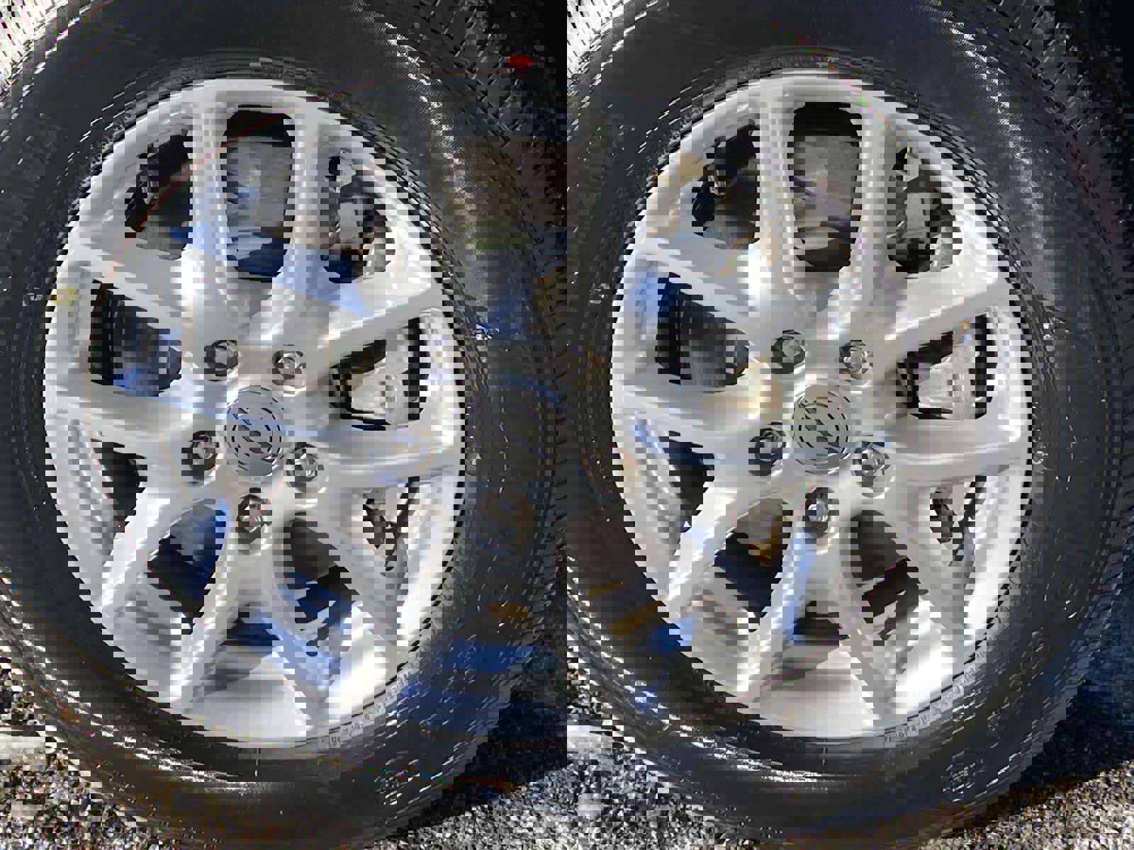 Certified 2022 Chrysler Voyager LX image 28