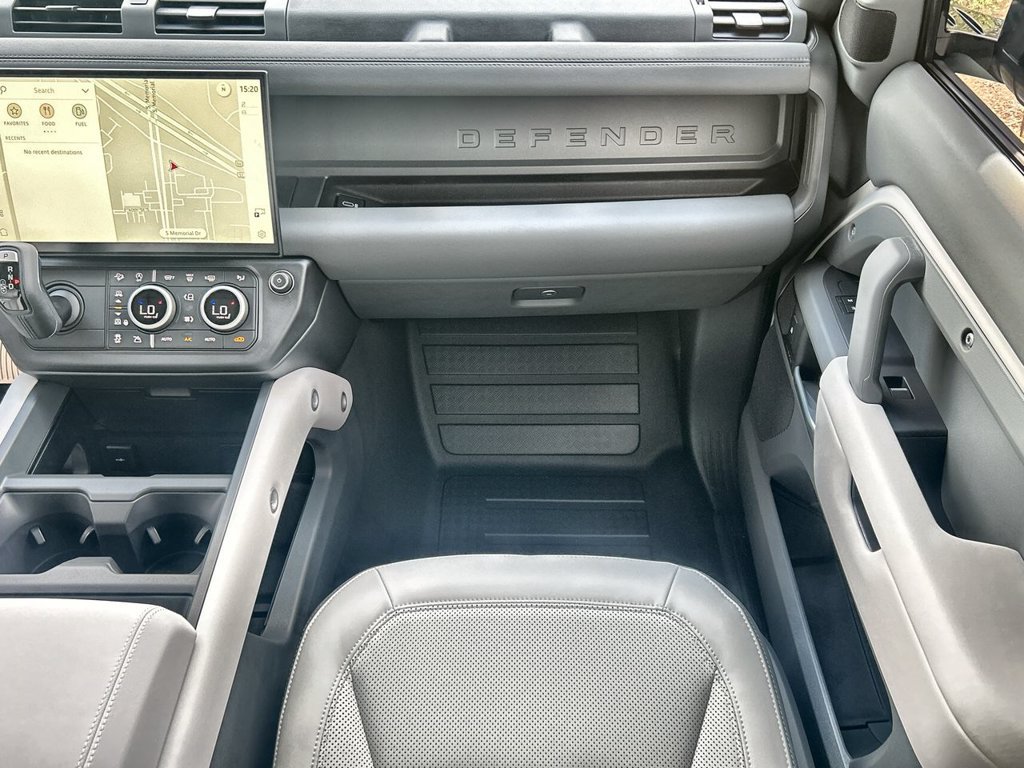 New 2026 Land Rover Defender 110 S AWD/4WD image 14
