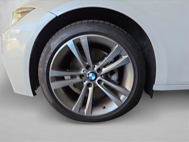 Used 2017 BMW 330i Sedan RWD image 21