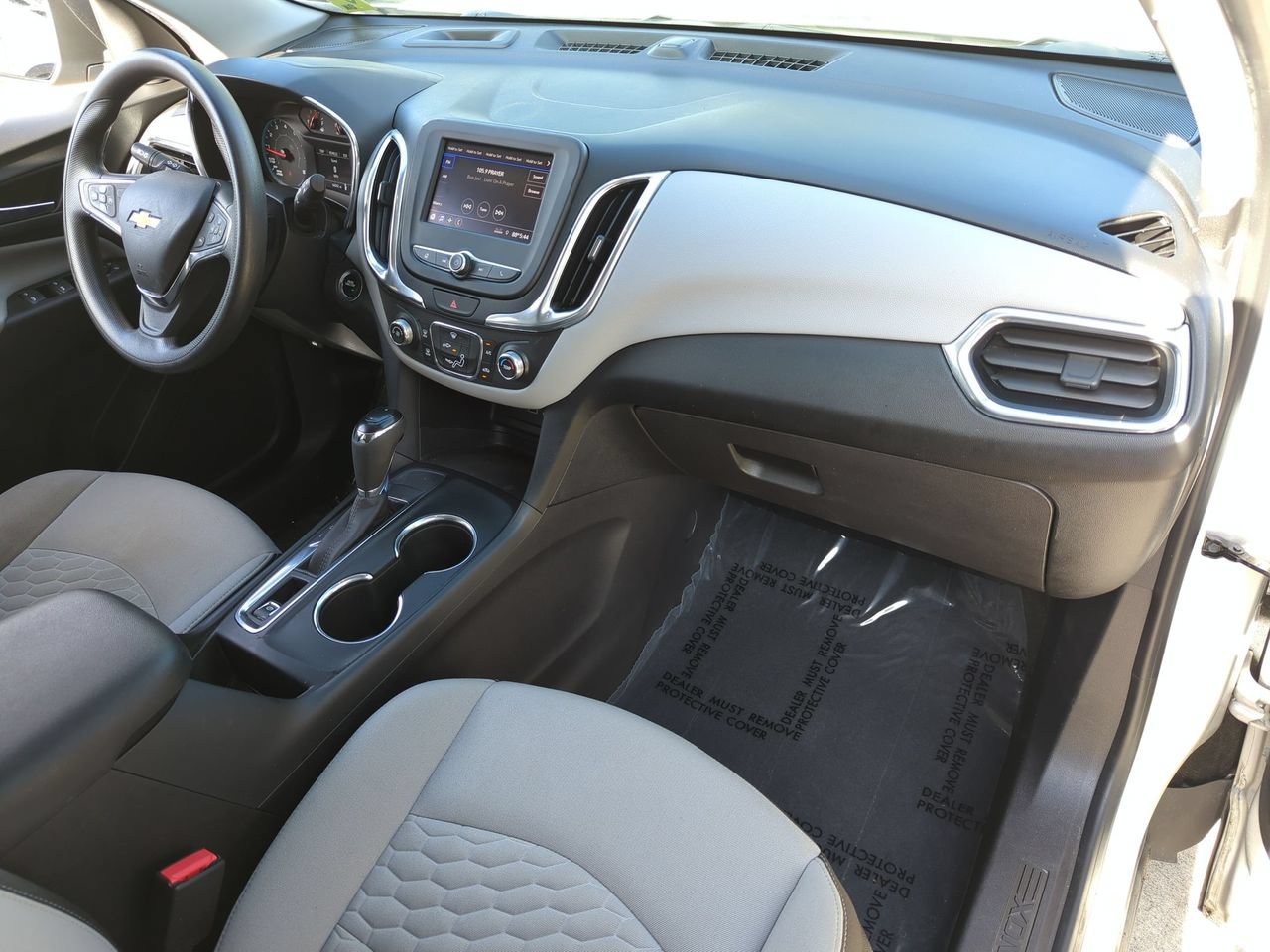 Certified 2020 Chevrolet Equinox LS w/ LS Convenience Package FWD image 25