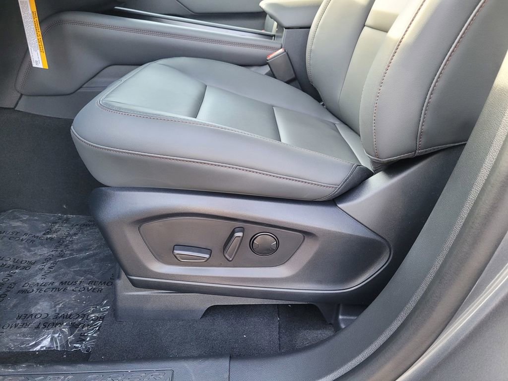 New 2026 Ford Explorer Active w/ Active Comfort Package image 39