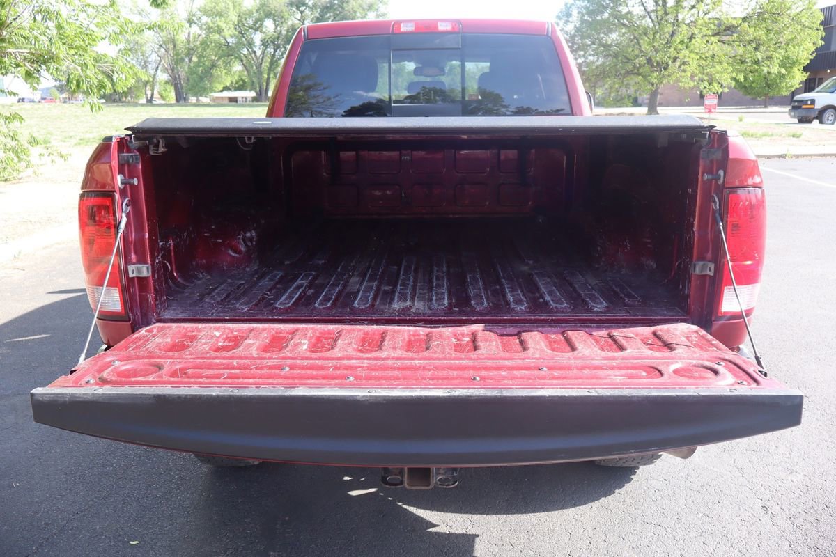 Used 2015 RAM 2500 SLT w/ Luxury Group AWD/4WD image 14