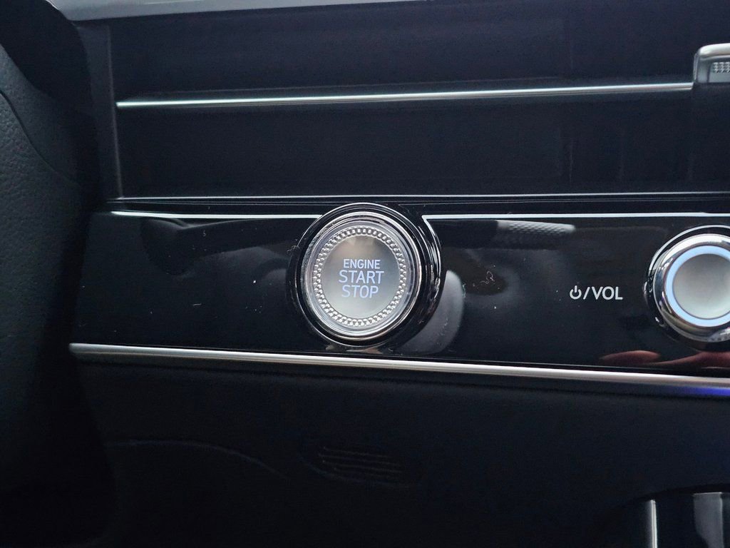 New 2026 Genesis GV70 2.5T Advanced image 17