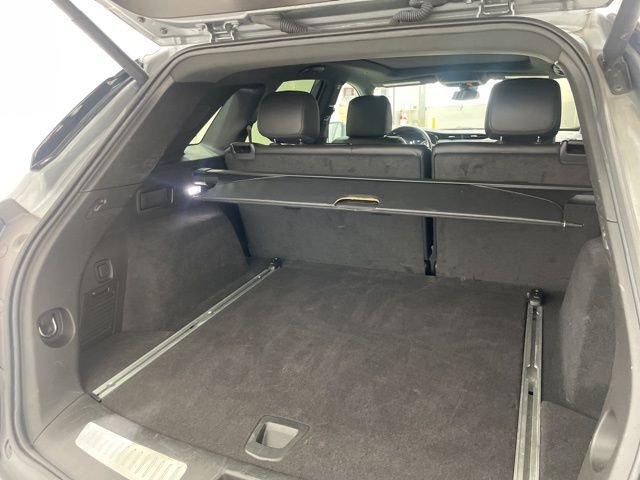 Used 2024 Cadillac XT5 Premium Luxury image 34