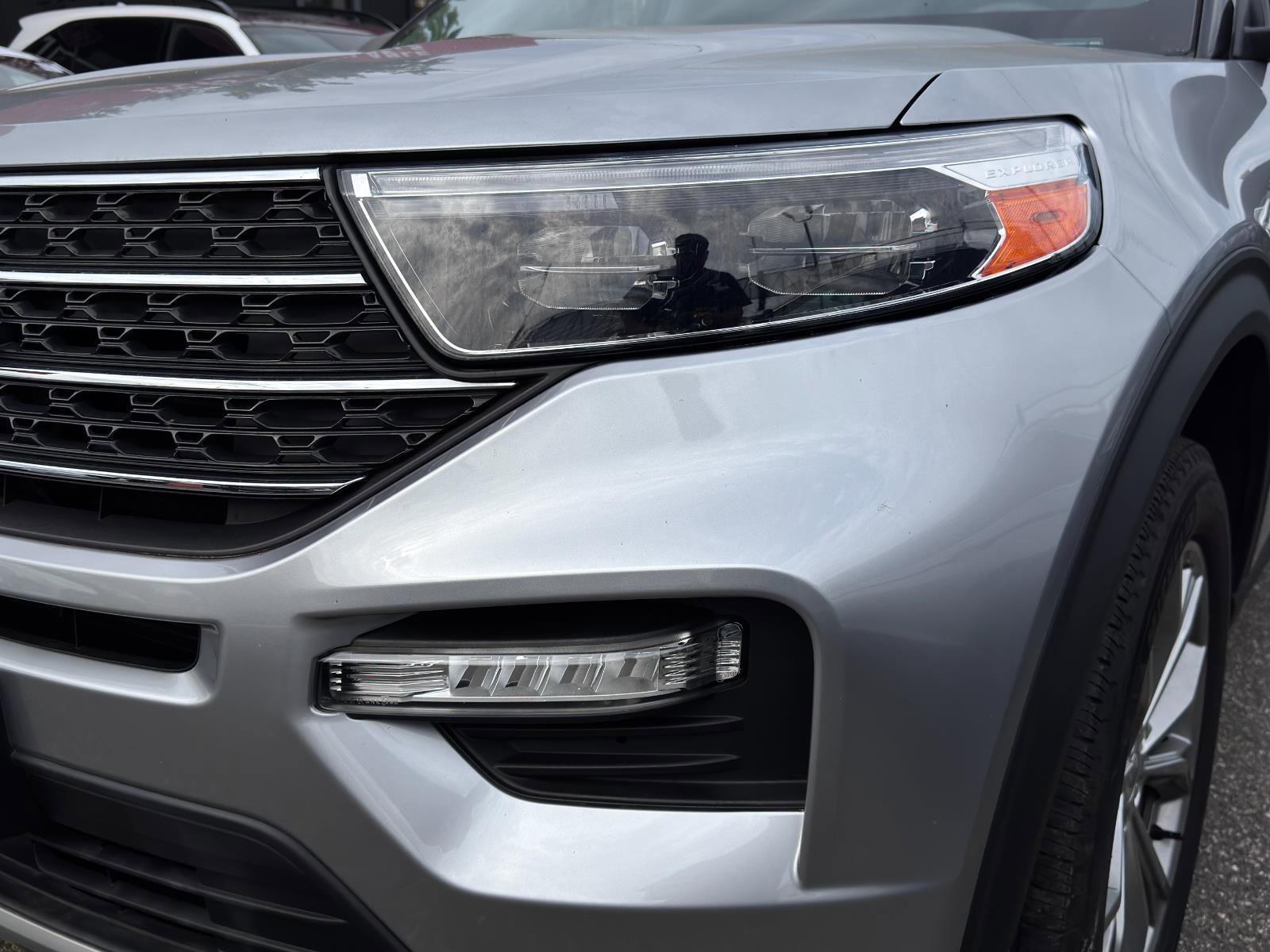 Used 2022 Ford Explorer XLT w/ Equipment Group 202A image 11