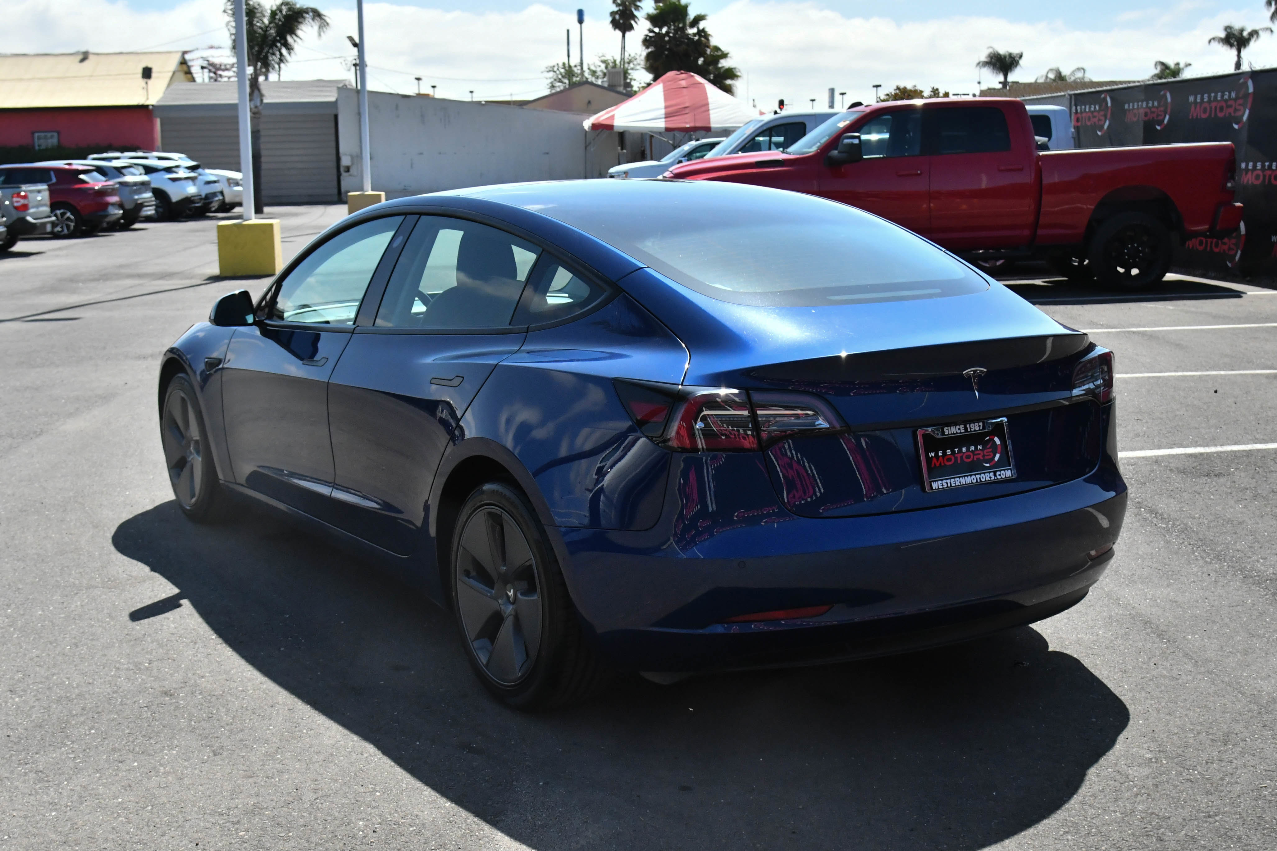 Used 2022 Tesla Model 3 Standard Range image 6