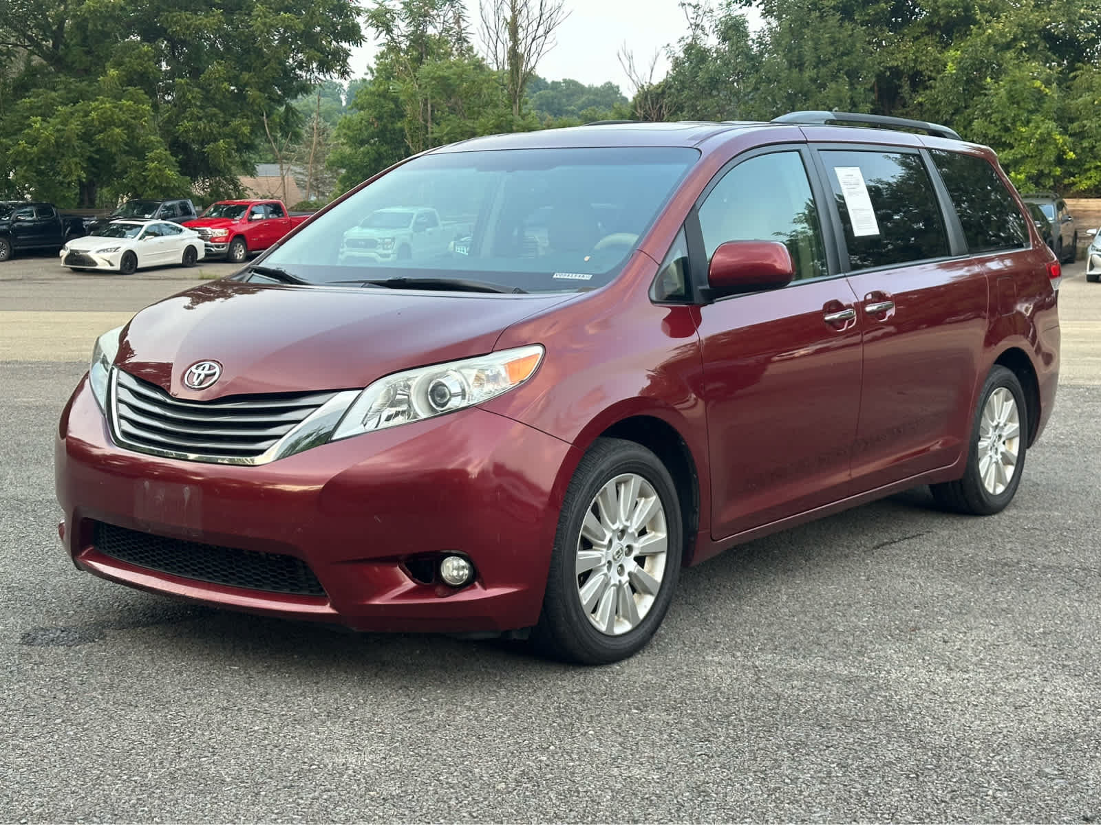 Used 2014 Toyota Sienna XLE