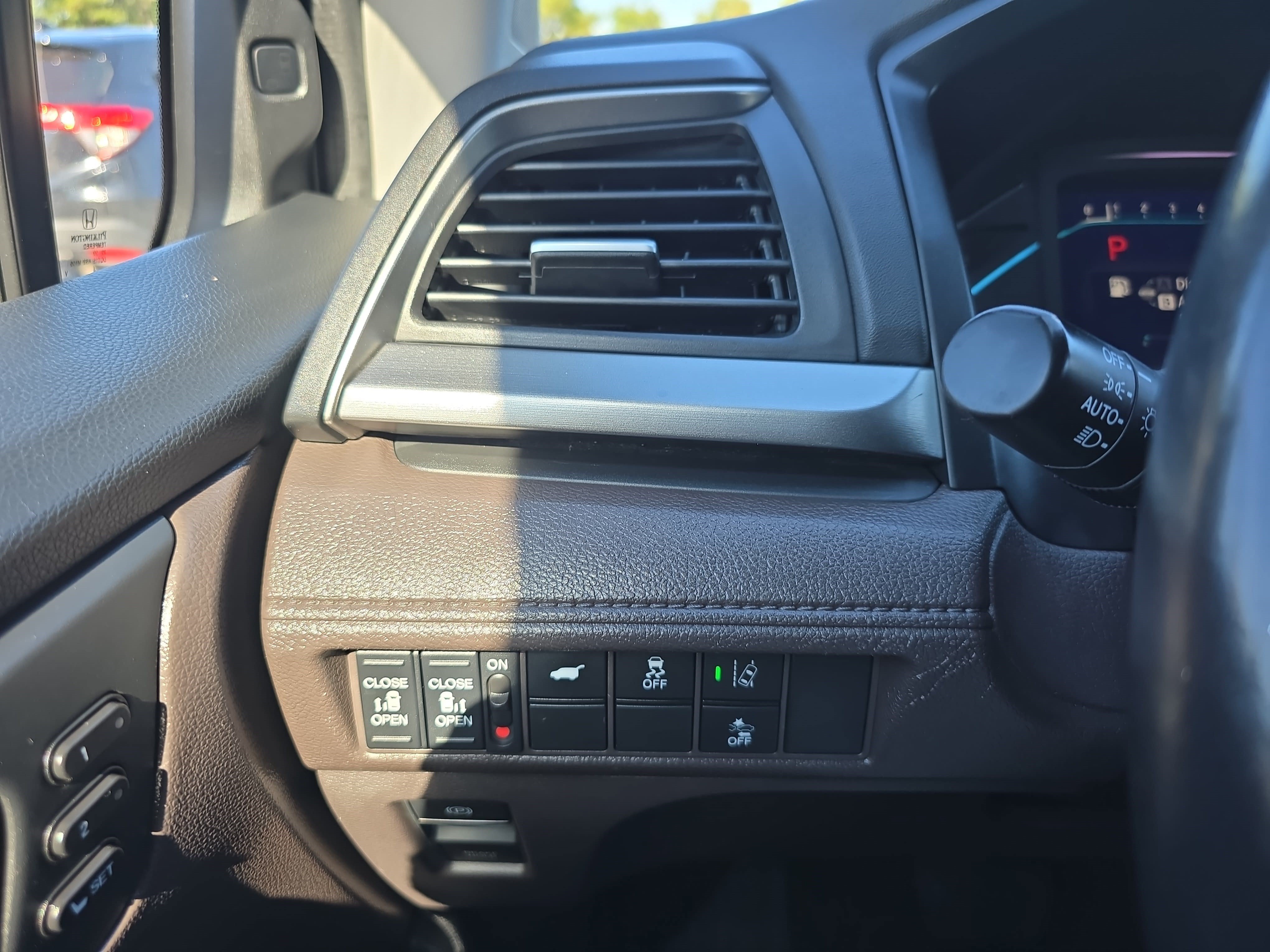 Used 2019 Honda Odyssey EX-L image 25