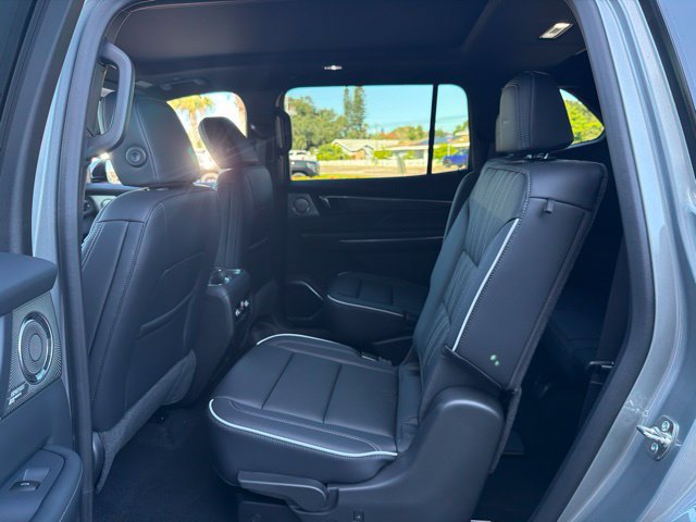 New 2027 Buick Enclave Avenir FWD image 15