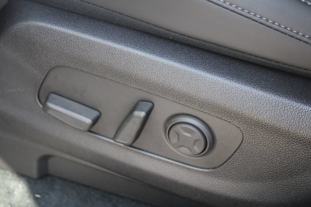 New 2027 Kia Carnival SX FWD image 30