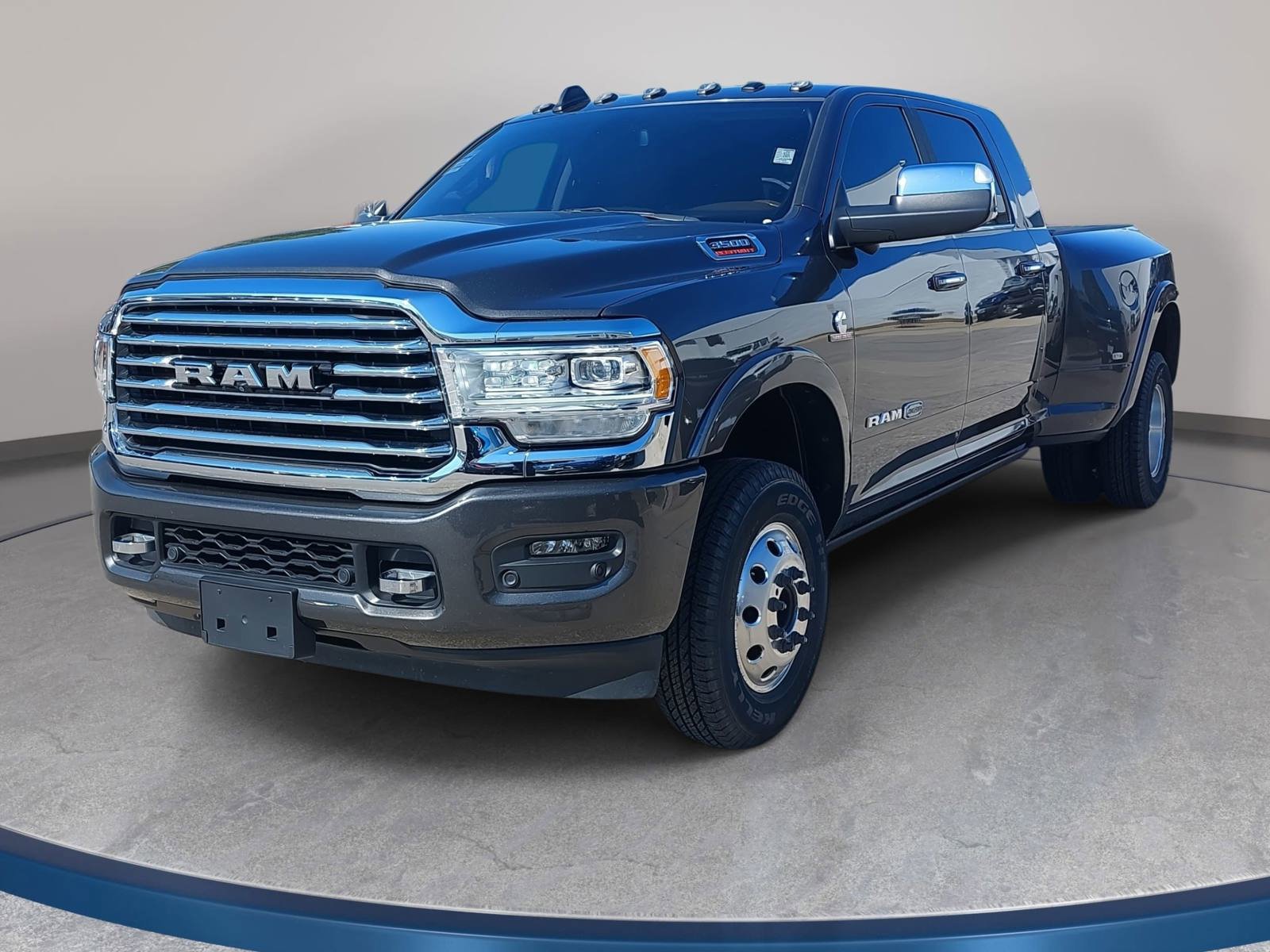 Used 2022 RAM 3500 Limited AWD/4WD image 1