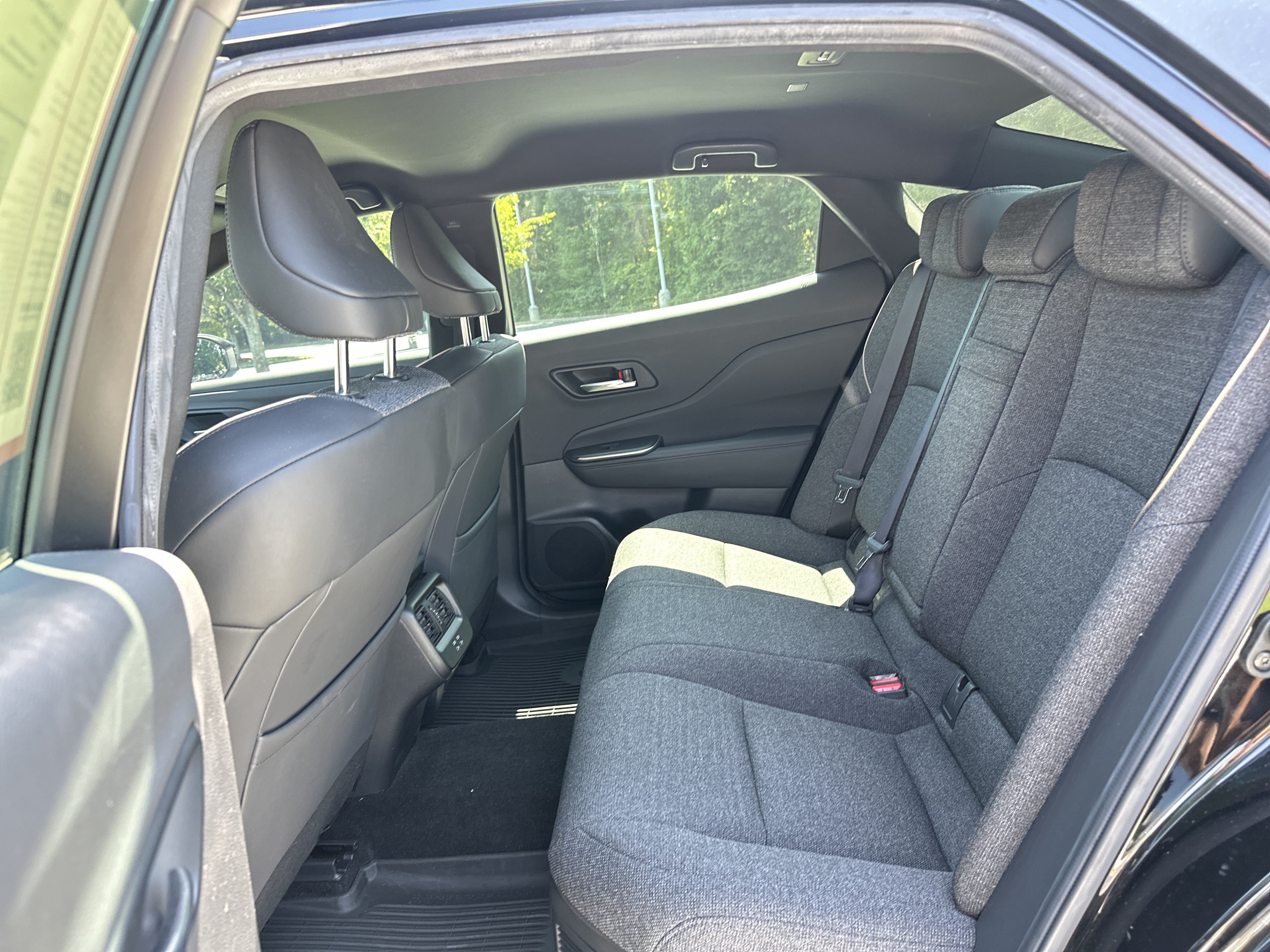 Certified 2023 Toyota Crown AWD/4WD image 31