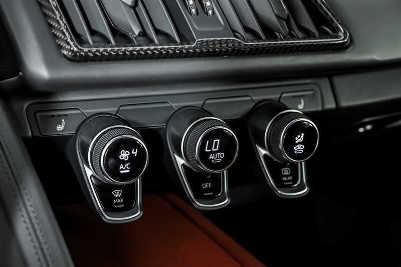 Used 2018 Audi R8 V10 plus AWD/4WD image 29
