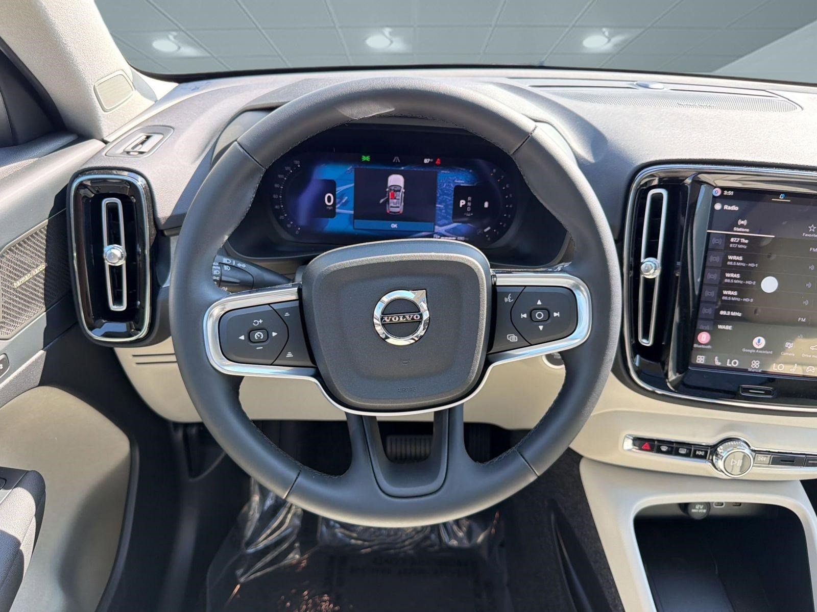 New 2026 Volvo XC40 B5 Ultra w/ Protection Package image 16