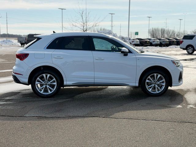 Used 2025 Audi Q3 2.0T Premium image 5
