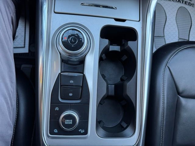 Certified 2022 Ford Explorer XLT w/ Equipment Group 202A image 24