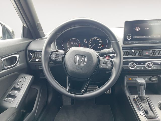 Used 2025 Honda Civic Sport image 12