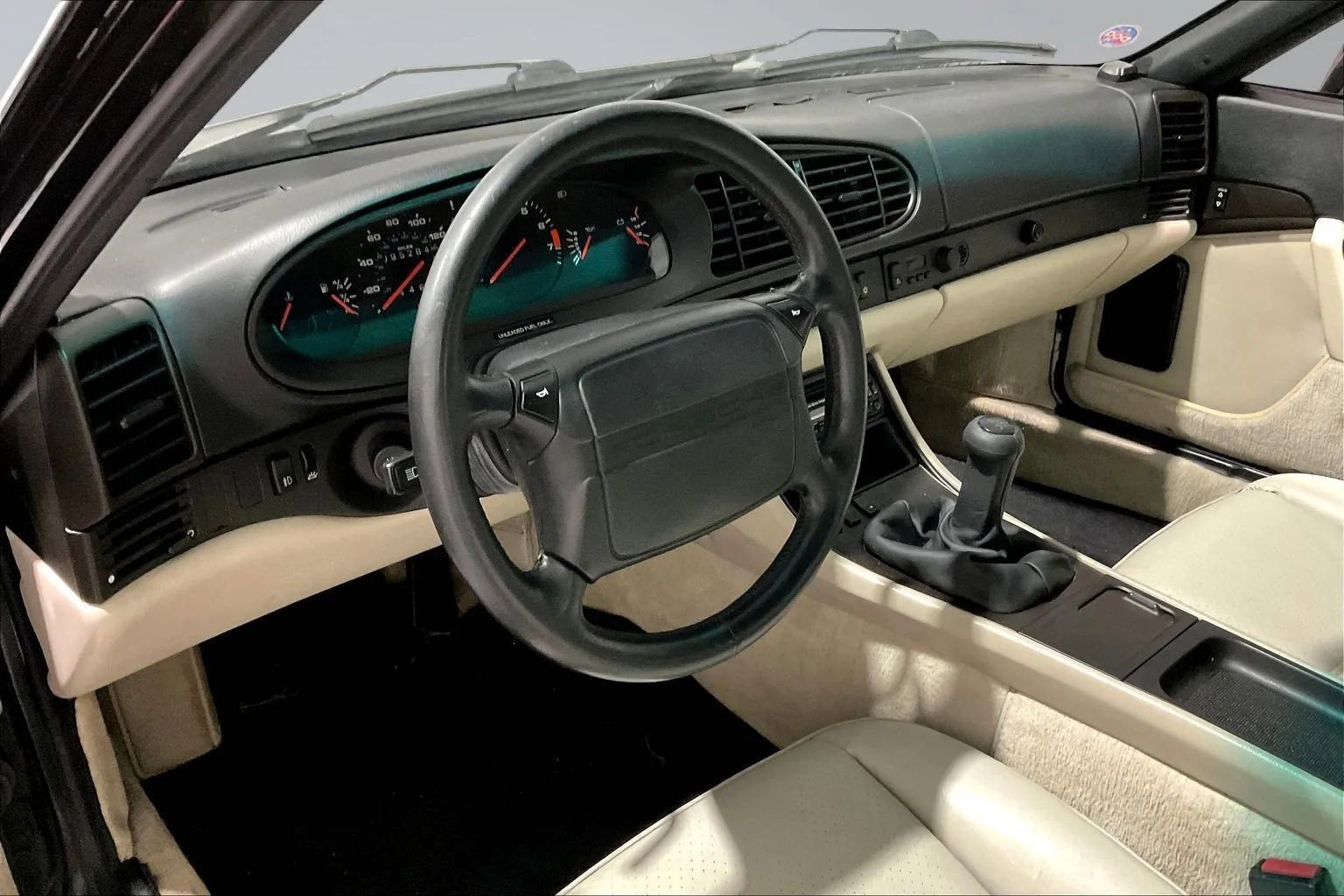 Used 1989 Porsche 944 S2 image 15