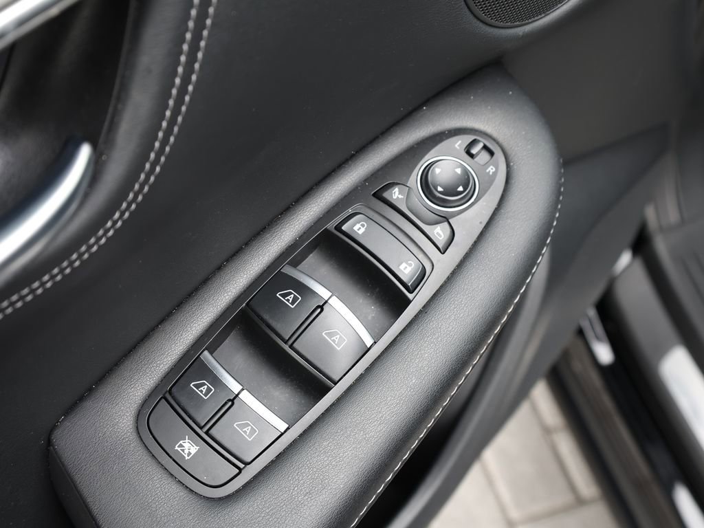 Certified 2023 INFINITI QX55 Luxe w/ Cargo Package image 12