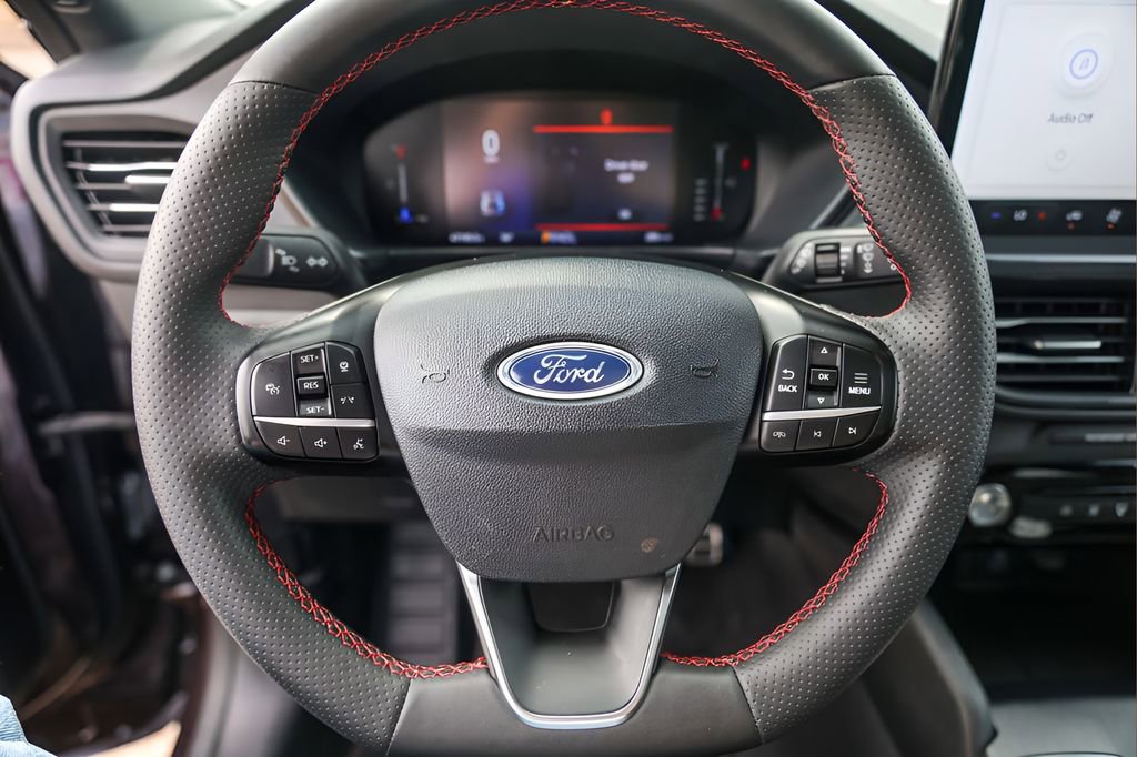 Used 2023 Ford Escape ST-Line w/ Equipment Group 301A FWD image 12