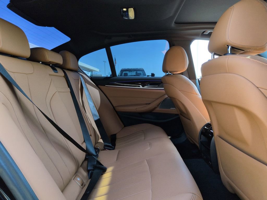 Used 2023 BMW 540i 540i w/ Premium Package image 19