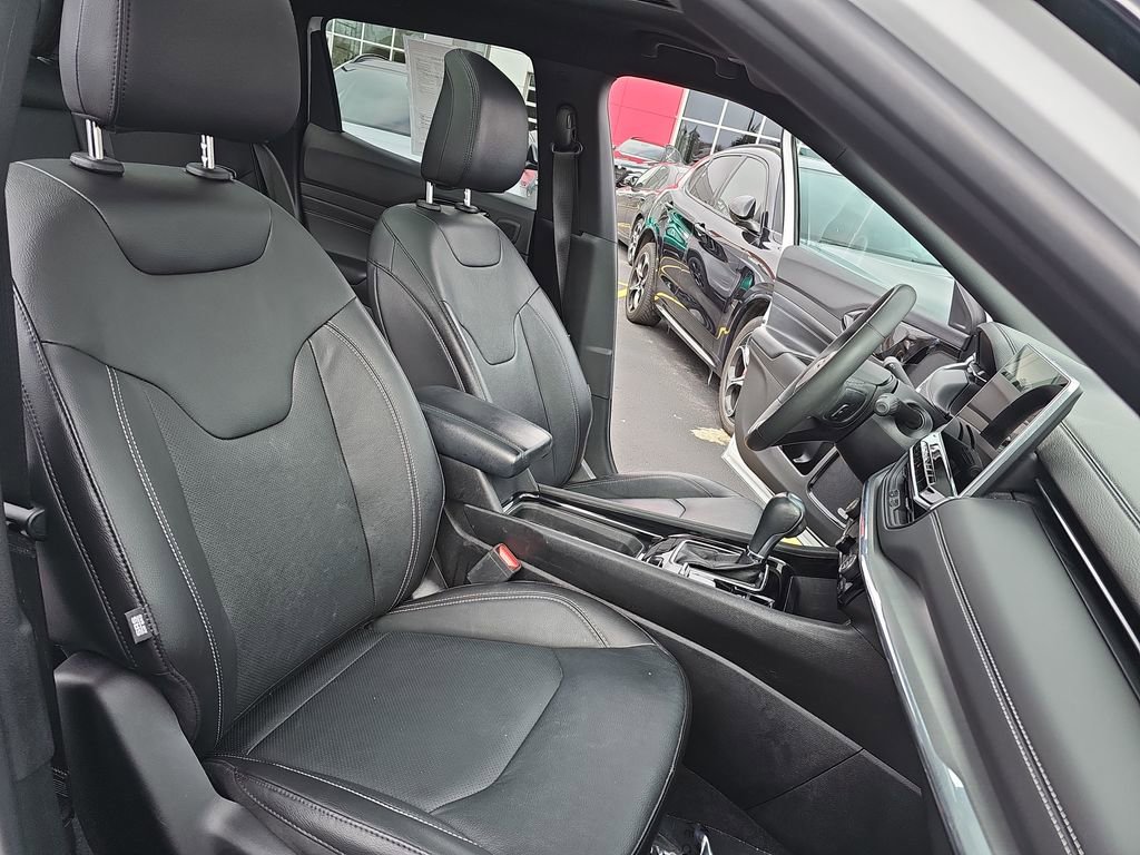 Used 2023 Jeep Compass High Altitude image 34