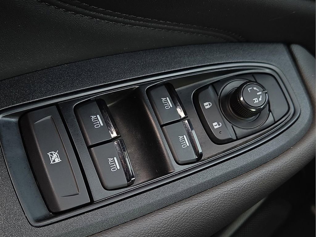 Used 2025 Subaru Outback Wilderness image 17