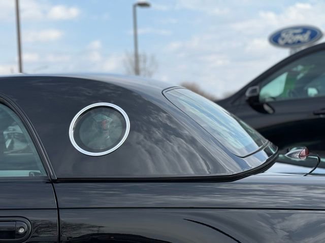 Used 2002 Ford Thunderbird image 46