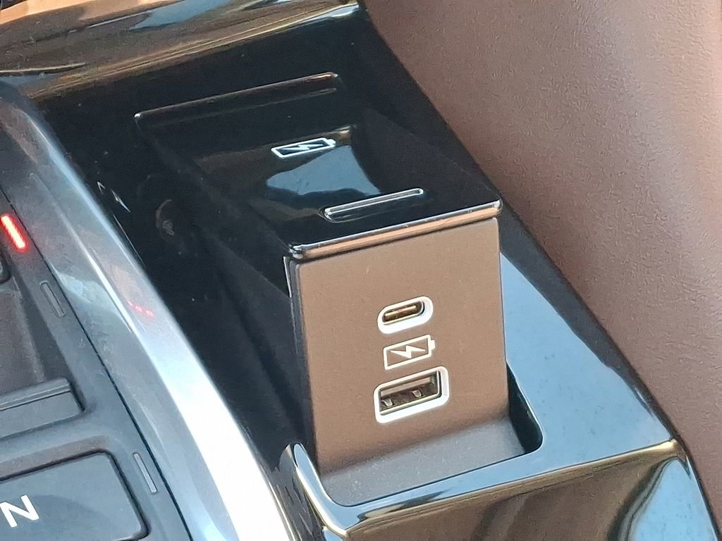 Certified 2024 Acura MDX SH-AWD w/ Technology Package image 27