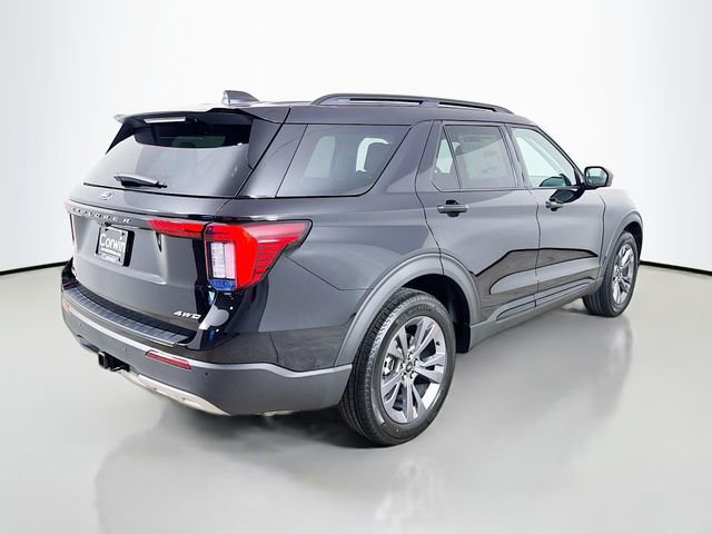 New 2026 Ford Explorer Active image 7