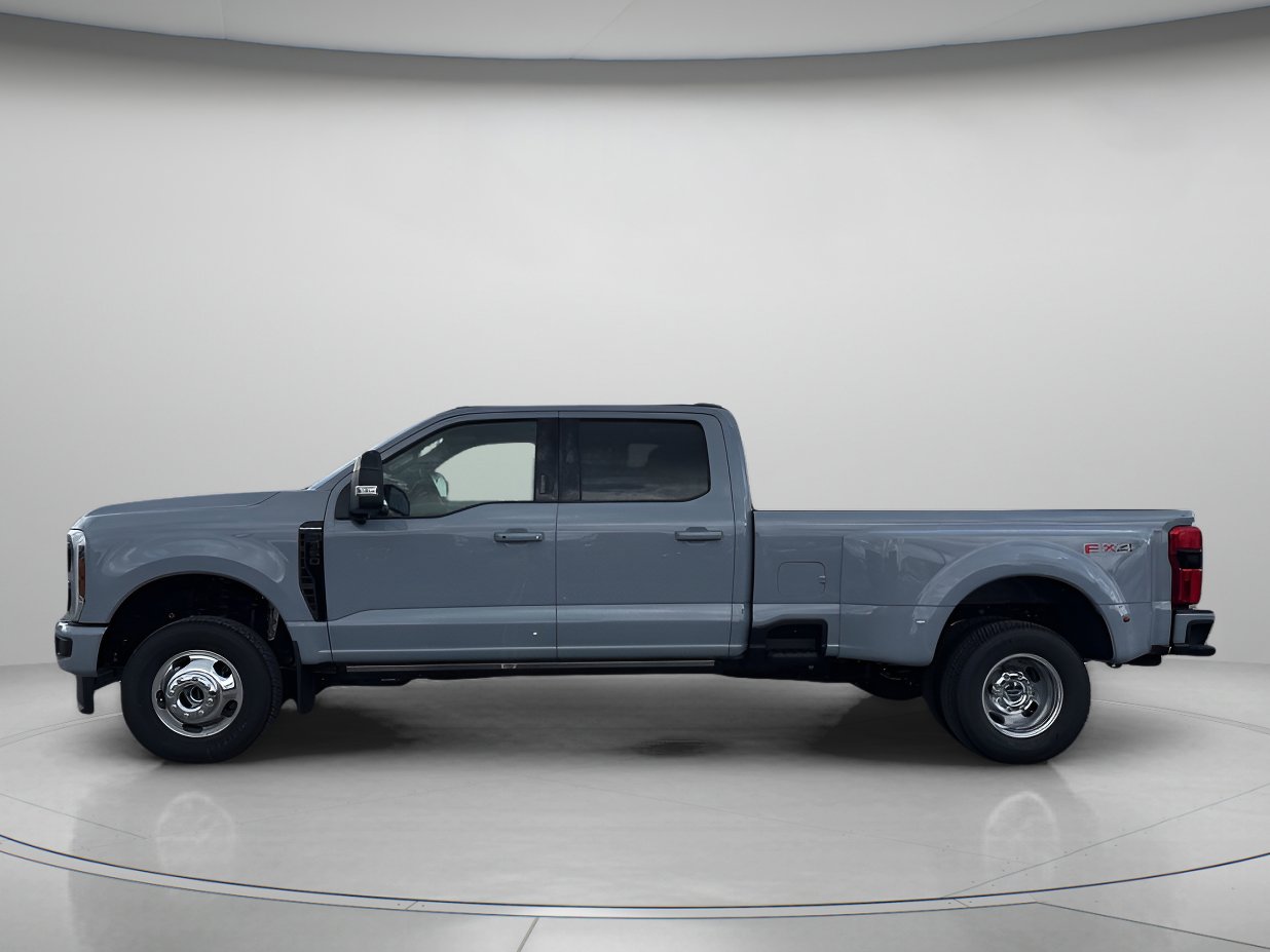 New 2026 Ford F350 Platinum image 5
