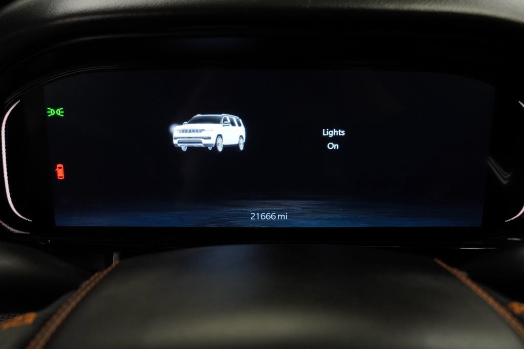 Certified 2025 Jeep Grand Wagoneer Series III w/ Rear Seat Video Group 1 AWD/4WD image 34