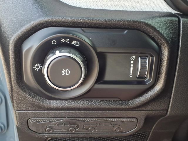 Used 2024 Jeep Wrangler Unlimited Sport AWD/4WD image 13