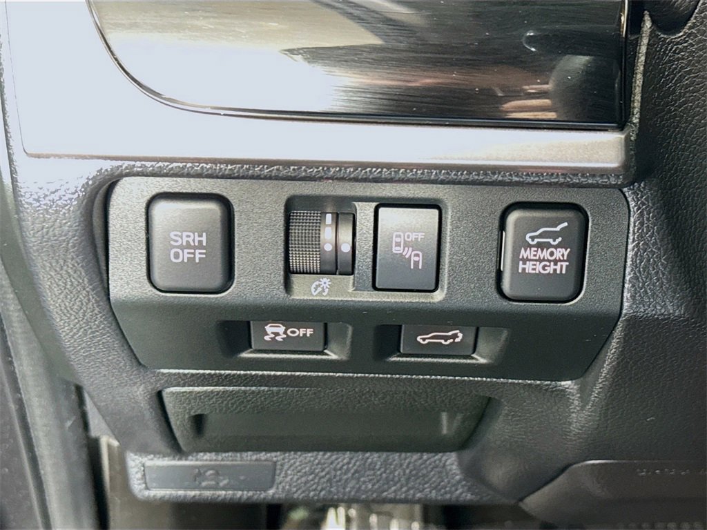 Used 2017 Subaru Forester 2.5i Touring image 10