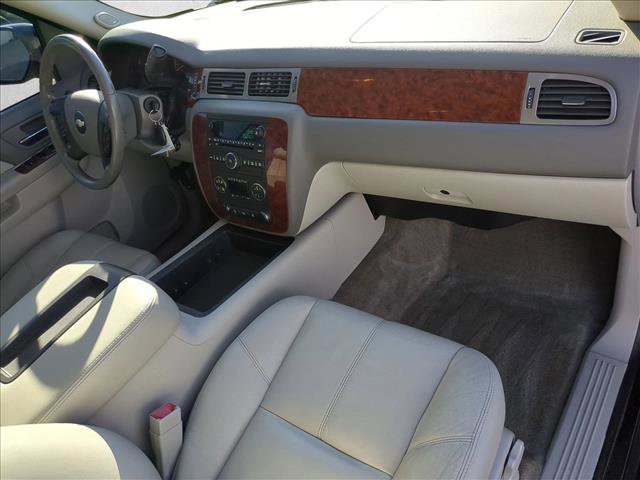 Used 2010 Chevrolet Tahoe LT image 23