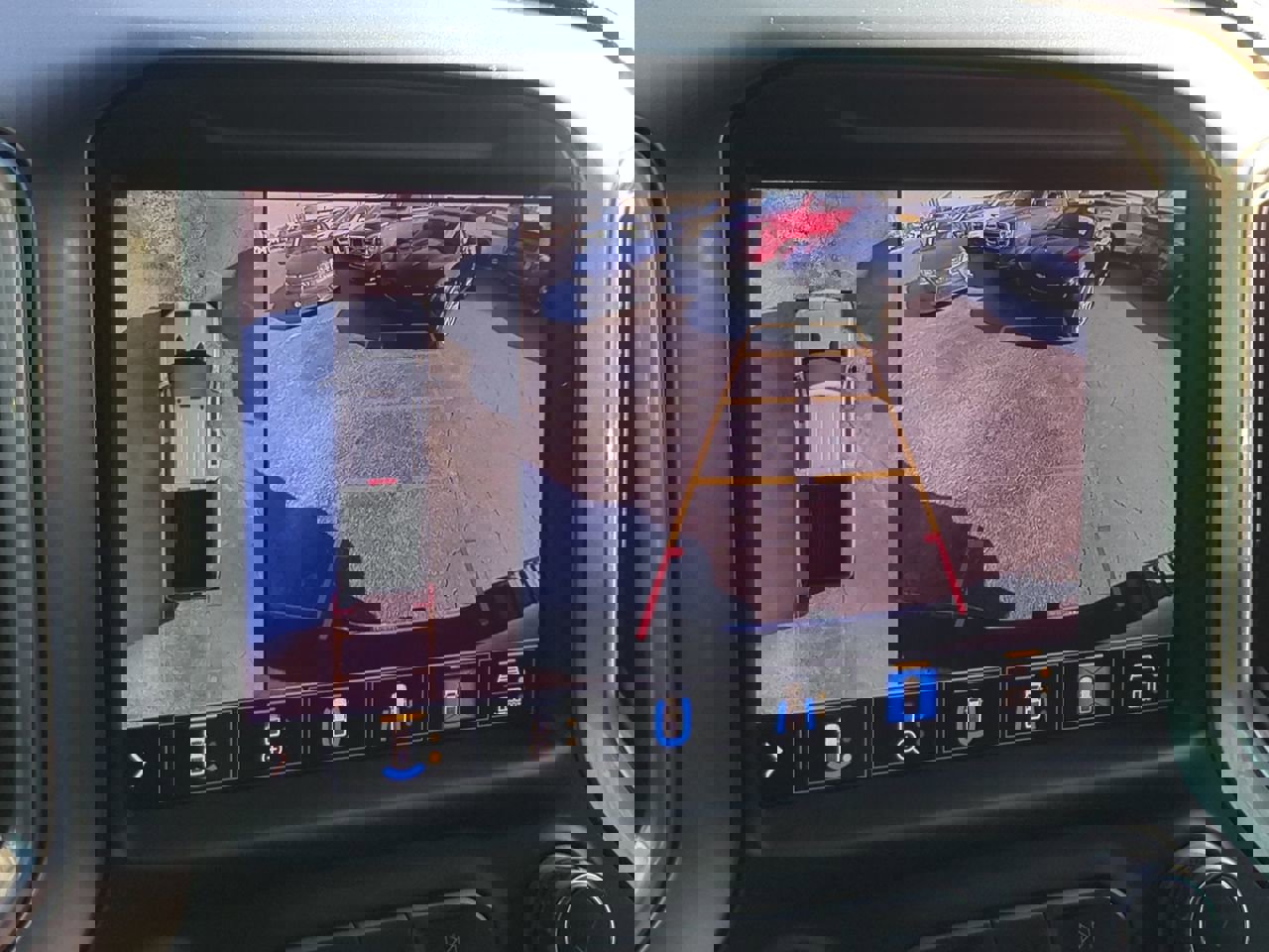 Used 2021 Chevrolet Silverado 2500 LTZ w/ LTZ Premium Package image 19