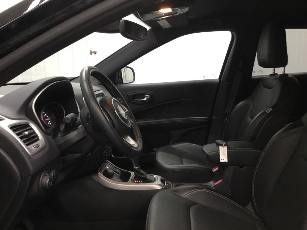 Used 2021 Jeep Compass Latitude AWD/4WD image 5
