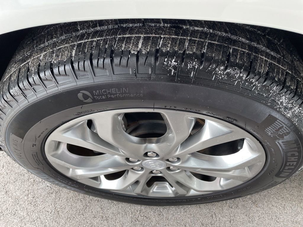 Used 2018 Buick Enclave Avenir w/ Avenir Technology Package image 30