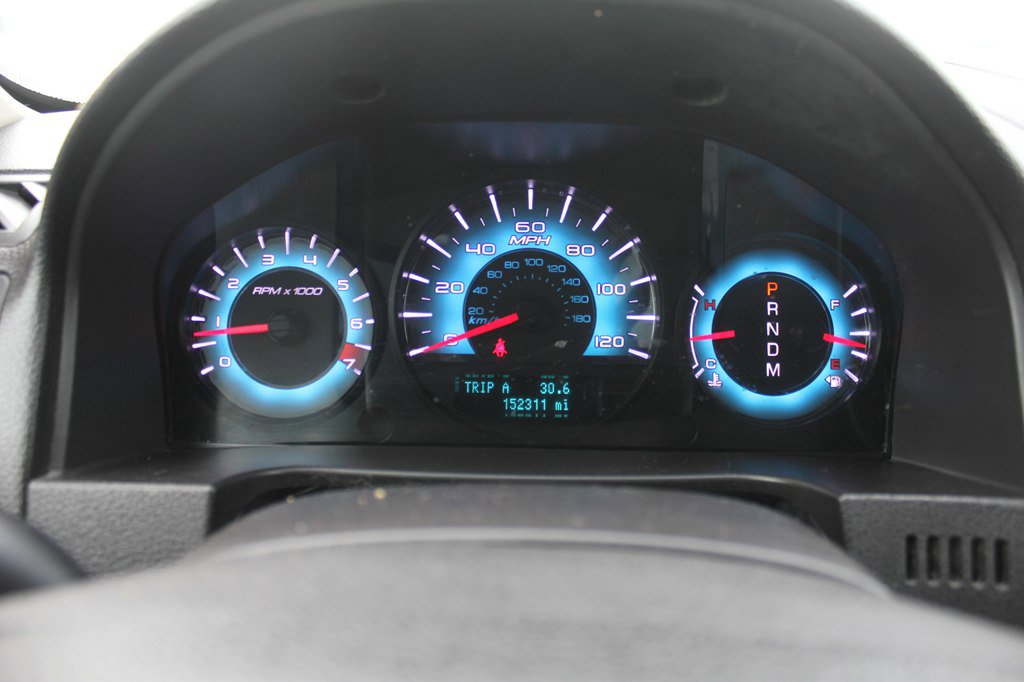 Used 2011 Ford Fusion SEL w/ 302A Rapid Spec Order Code image 12